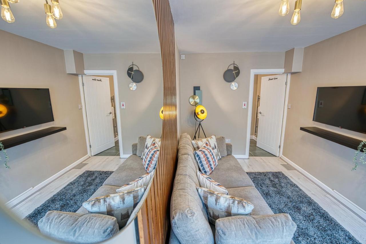 Elegant 5 Bed House - Sleeps 9, Central Solihull, Nec, Jlr, Hs2, Resorts World, Airport Business And Leisure Stays, Екстер'єр фото