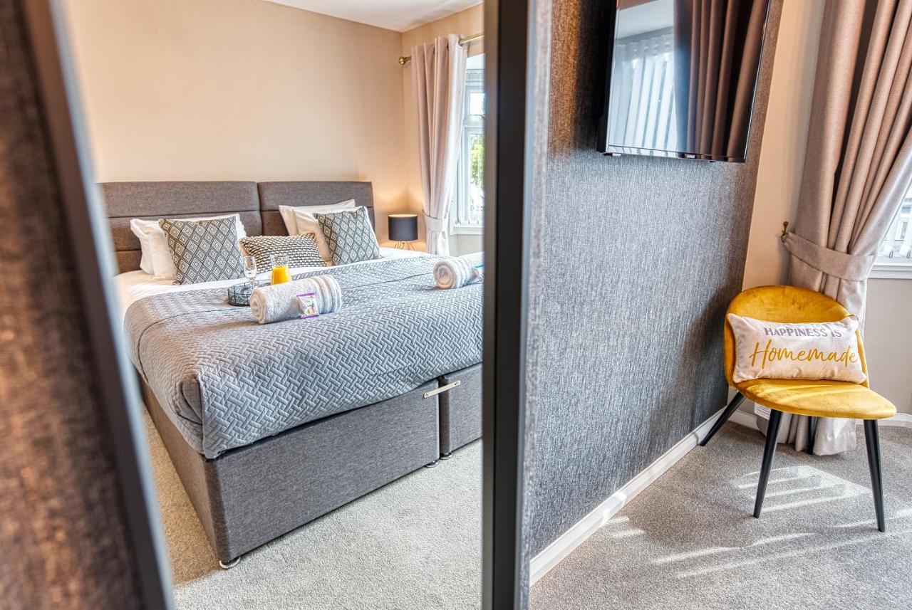 Elegant 5 Bed House - Sleeps 9, Central Solihull, Nec, Jlr, Hs2, Resorts World, Airport Business And Leisure Stays, Екстер'єр фото